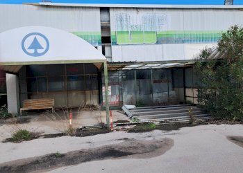 Edificio all\'aperto - Commercial Premises Via Poggio Del Lupo
37, Misterbianco - photo 15