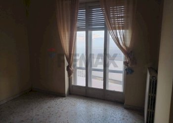 Stanza vuota - Appartamento Viale Dante Alighieri
 
12, Caltagirone - foto 15