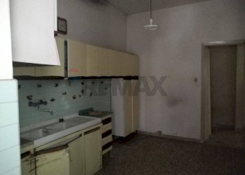 Cucina - Appartamento Viale Dante Alighieri
 
12, Caltagirone - foto 24