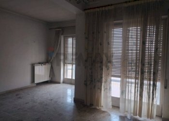 Stanza vuota - Appartamento Viale Dante Alighieri
 
12, Caltagirone - foto 29