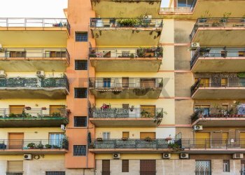 Edificio all\'aperto - Trilocale Via San Filippo Neri
 
18, Catania - foto 13