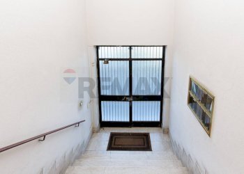 Ricezione / Lobby - Trilocale Via San Filippo Neri
 
18, Catania - foto 16