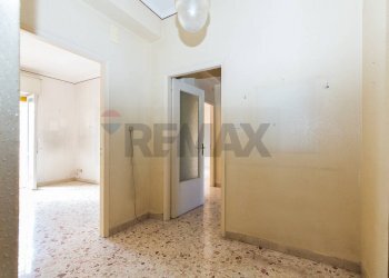 Stanza vuota - Trilocale Via San Filippo Neri
 
18, Catania - foto 20