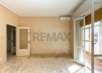 Stanza vuota - Trilocale Via San Filippo Neri
 
18, Catania - foto 26