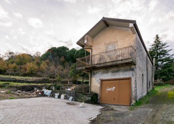 Casa all\'aperto - Villa Via Cosenza
 
Snc, Trecastagni - foto 1