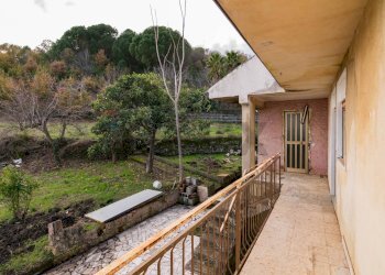 Balcone - Villa Via Cosenza
 
Snc, Trecastagni - foto 11