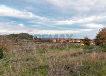 Vista delle montagne - Villa Via Cosenza
 
Snc, Trecastagni - foto 18