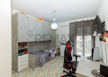 Camera / camera da letto - Trilocale Via delle Ciliegie
 
21, San Giovanni la Punta - foto 16