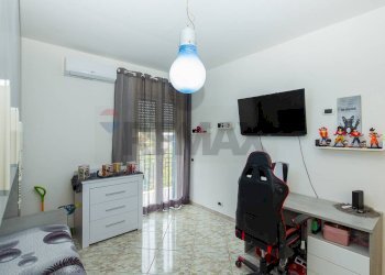 Camera / camera da letto - Trilocale Via delle Ciliegie
 
21, San Giovanni la Punta - foto 17