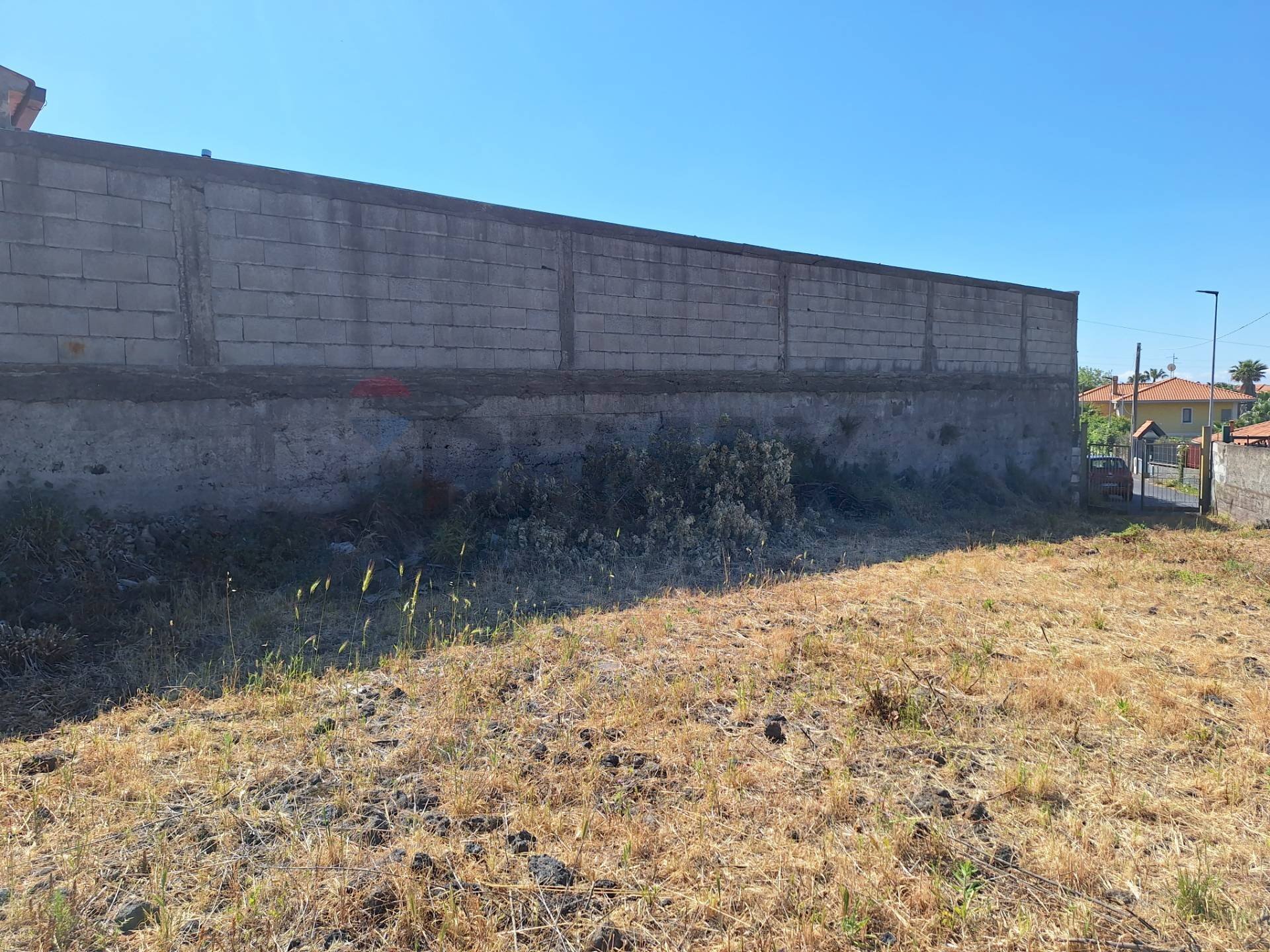 Edificio all\'aperto - Terreno edificabile Via Catanzaro
 
snc, Mascalucia - foto 3