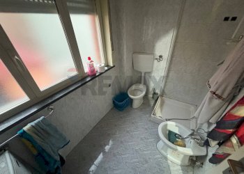 Bagno - Quadrilocale Via Gorizia
 
24, Adrano - foto 7