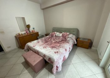 Camera / camera da letto - Quadrilocale Via Gorizia
 
24, Adrano - foto 26