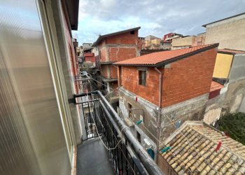 Balcone - Quadrilocale Via Gorizia
 
24, Adrano - foto 42