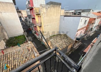 Edificio all\'aperto - Quadrilocale Via Gorizia
 
24, Adrano - foto 43