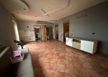 Soggiorno - Quadrilocale Via Gorizia
 
24, Adrano - foto 46