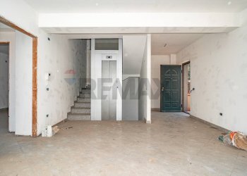 Stanza vuota - Villa a Schiera via sciarone
 
15, Aci Castello - foto 7