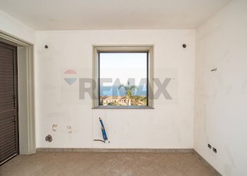 Stanza vuota - Villa a Schiera via sciarone
 
15, Aci Castello - foto 11