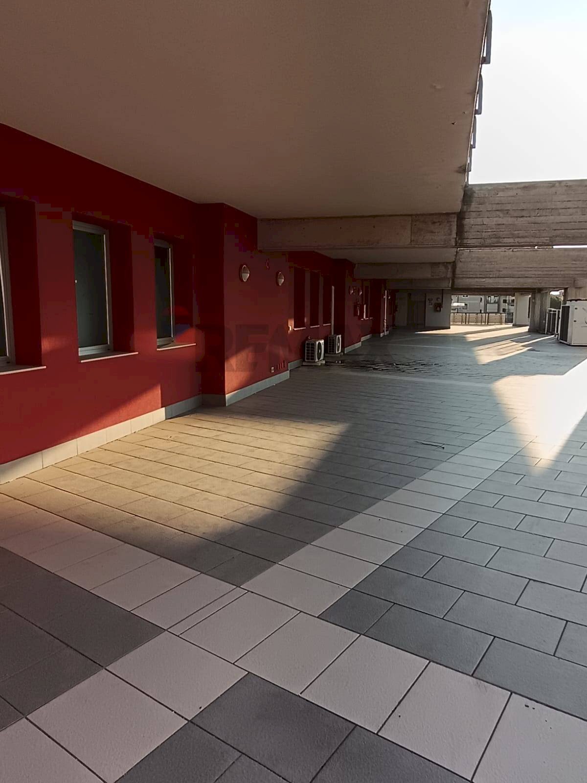 Terrazza - Office viale europa
snc, Caltagirone - photo 2