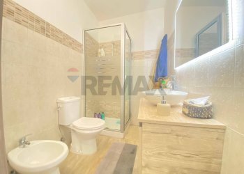 Bagno - Trilocale Via Jacopo Lo Verde
 
18, Catania - foto 29