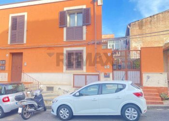 Edificio all\'aperto - Trilocale Via Jacopo Lo Verde
 
18, Catania - foto 38