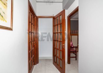 Hall / corridoio - Quadrilocale Viale Nitta
 
7, Catania - foto 25