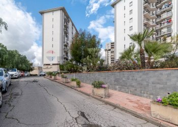 Edificio all\'aperto - Quadrilocale Viale Nitta
 
7, Catania - foto 36