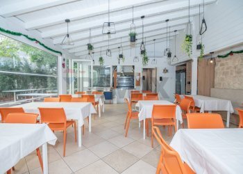 Terrazza - Attività Commerciale Via Gesù
 
11, Scicli - foto 24