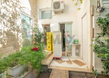 Giardino - Attività Commerciale Via Gesù
 
11, Scicli - foto 38