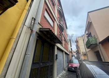 Edificio all\'aperto - Quadrilocale Via Gorizia
 
28, Adrano - foto 1