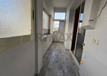 Hall / corridoio - Quadrilocale Via Sardegna
 
16, Catania - foto 6