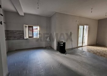 Stanza vuota - Quadrilocale Via Sardegna
 
16, Catania - foto 16