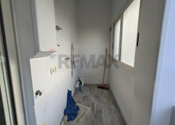 Hall / corridoio - Quadrilocale Via Sardegna
 
16, Catania - foto 17