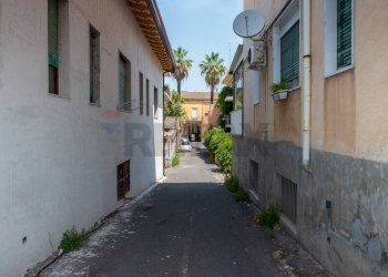 Edificio all\'aperto - Magazzino Via Circumvallazione
429/D, Paterno - foto 28