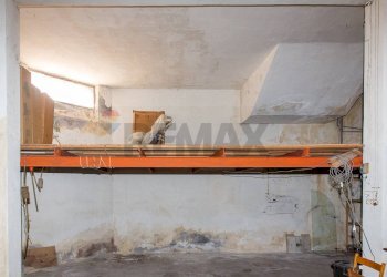 Bagno - Magazzino Via Circumvallazione
429/D, Paterno - foto 6