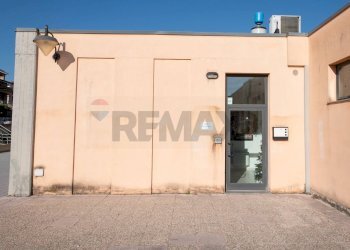 Casa all\'aperto - Ufficio via delle Betulle
 
1, Montemarciano - foto 4