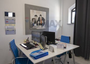 Ufficio - Ufficio via delle Betulle
 
1, Montemarciano - foto 18