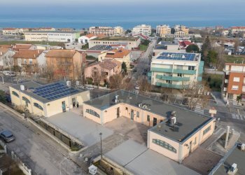 Edificio all\'aperto - Ufficio via delle Betulle
 
1, Montemarciano - foto 29