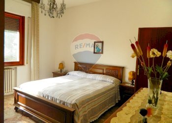 Camera da letto - Apartment VIA CERRETANA
 
134, Vinci - photo 8