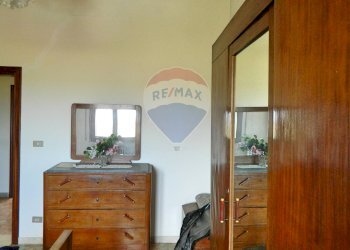 Camera da letto - Apartment VIA CERRETANA
 
134, Vinci - photo 9