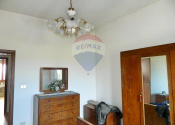 Camera da letto - Apartment VIA CERRETANA
 
134, Vinci - photo 10