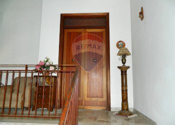 Scale/ pianerottolo - Apartment VIA CERRETANA
 
134, Vinci - photo 22