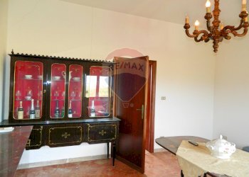 Sala da pranzo - Apartment VIA CERRETANA
 
134, Vinci - photo 27