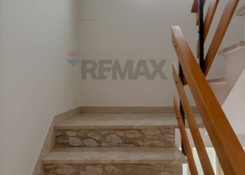 Scale - Three-room apartment Via Meucci
 
11, Vinci - photo 14