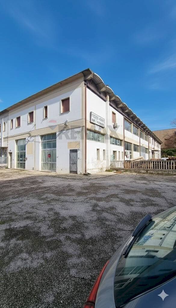 Edificio all\'aperto - Capannone Via Ciambellana
28, Vinci - foto 3