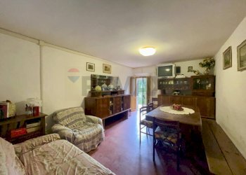 SOGGIORNO - Casa semi indipendente Localita' Valdibura, 2 51020 Sambuca Pistoiese PT
 
10, Sambuca Pistoiese - foto 7