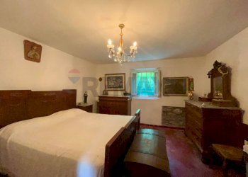 2° CAMERA MATRIMONIALE PIANO TERRENO - Casa semi indipendente Localita' Valdibura, 2 51020 Sambuca Pistoiese PT
 
10, Sambuca Pistoiese - foto 22