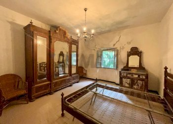 1° CAMERA MATRIMONIALE PIANO PRIMO - Casa semi indipendente Localita' Valdibura, 2 51020 Sambuca Pistoiese PT
 
10, Sambuca Pistoiese - foto 26