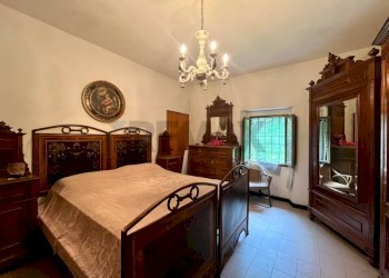 CAMERA MATRIMONIALE - Casa semi indipendente Localita' Valdibura, 2 51020 Sambuca Pistoiese PT
 
10, Sambuca Pistoiese - foto 34