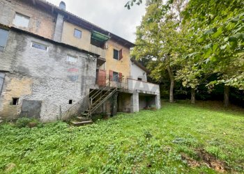 FACCIATA POSTERIORE - Casa semi indipendente Localita' Valdibura, 2 51020 Sambuca Pistoiese PT
 
10, Sambuca Pistoiese - foto 39