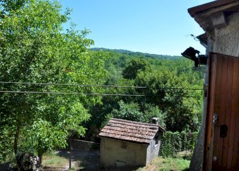 Vista dal terrazzo posteriore - Casa semi indipendente Localita' Valdibura, 2 51020 Sambuca Pistoiese PT, Sambuca Pistoiese - foto 4